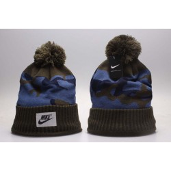 Шапка Nike blu з балабоном