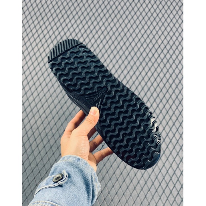 Кроссовки Adidas ZX 750 2020
