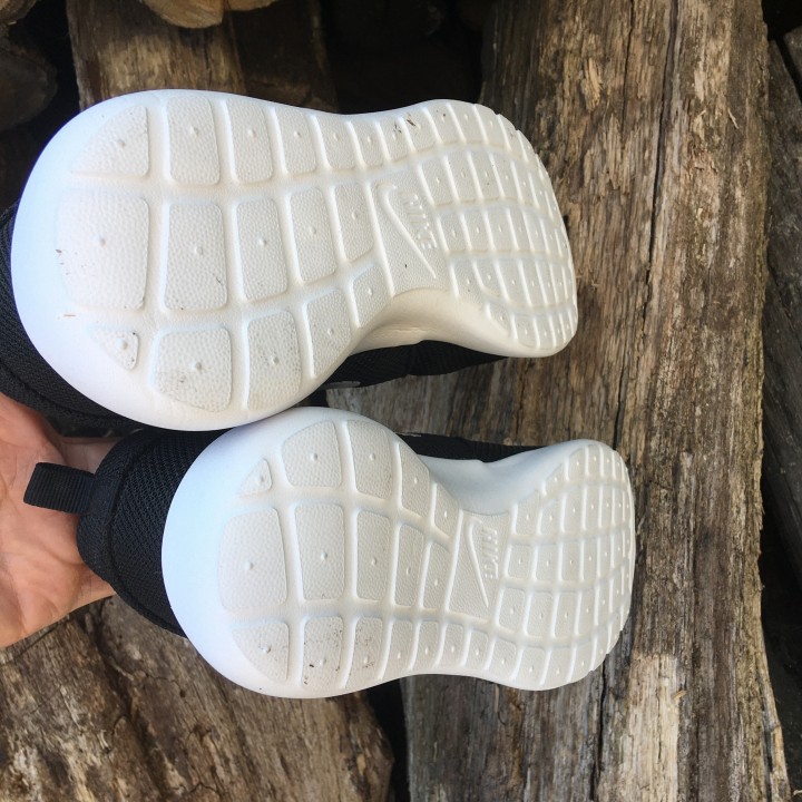 Nike Roshe Run в наличии разные размеры