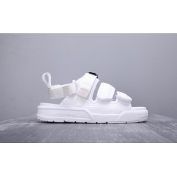 Сандалии New Balance SD3205BK White Color 2019