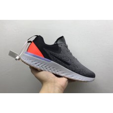Nike Odyssey React grey