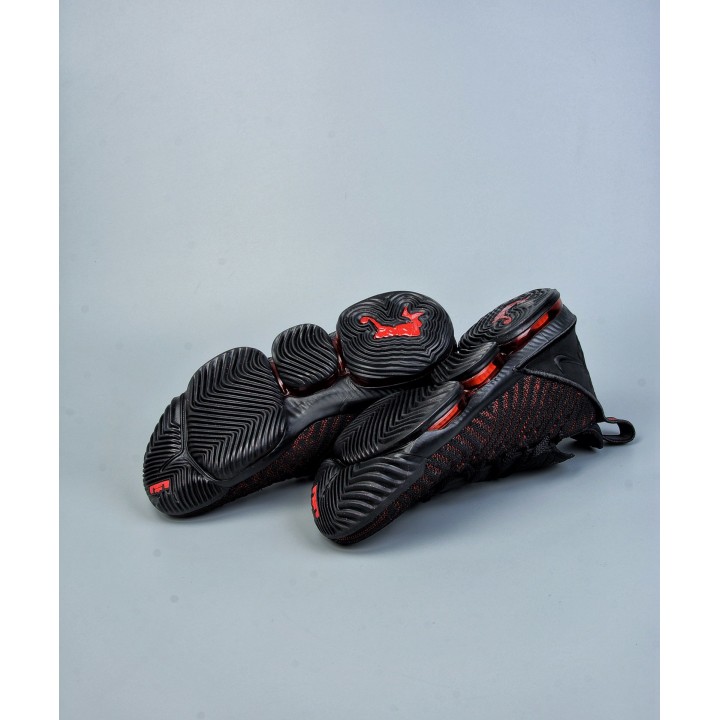 Кроссовки Lebron "Fresh Bred" в наличии