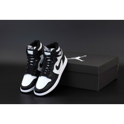 Nike Air Jordan 1 Retro с мехом белые с черным